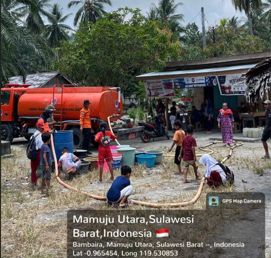 Distribusi air bersih bagi masyarakat Pasangkayu